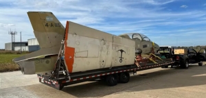 Organizan una colecta para repatriar de EEUU el avión del memorable ataque en solitario a la flota británica en Malvinas