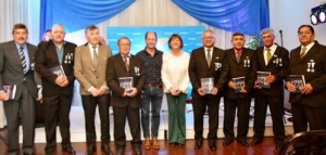 Dos libros que cuentan historias de héroes de Malvinas tupungatinos fueron declarados de “Interés Provincial” por el Senado