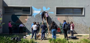 Último día de trabajo para los cuatro murales intercolegiales que se realizan por los “40 años de Malvinas”