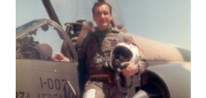 Carlos Perona, la historia del primer piloto derribado en Malvinas