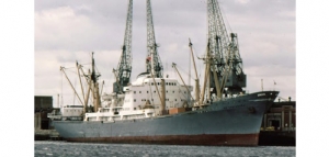 16 de mayo de 1982. La abnegada marina mercante argentina es atacada sucesivamente por aviones británicos en Malvinas